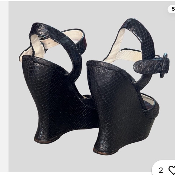 Alice + Olivia Black Heels with Ankle Strap and Open Toe